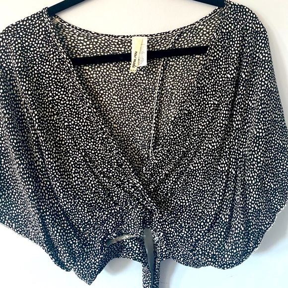 M Boutique - Dressy tie-back top - Picture 3 of 4